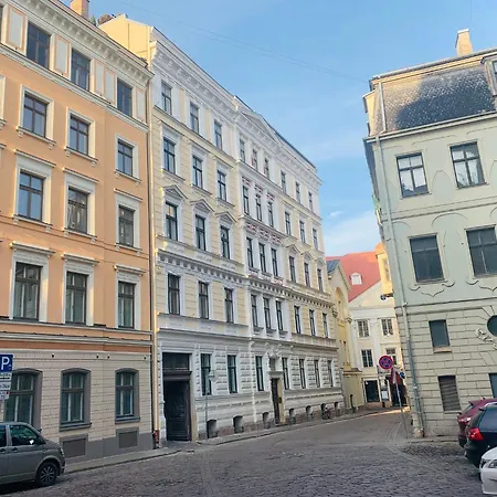 Dandelion Vecpilsetas *